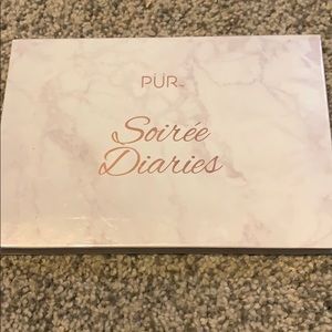 12 color eyeshadow palette